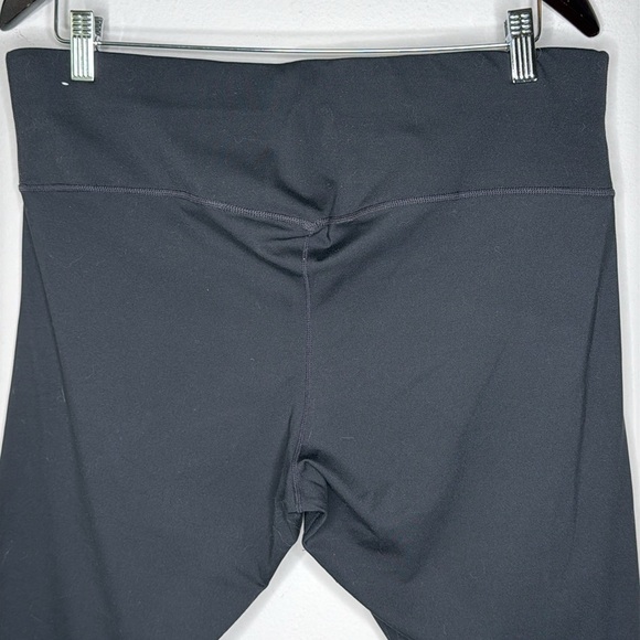 Nike Women's Dri-FIT Capri Length Leggings Athleisure in Black Size 1X - Picture 5 of 7